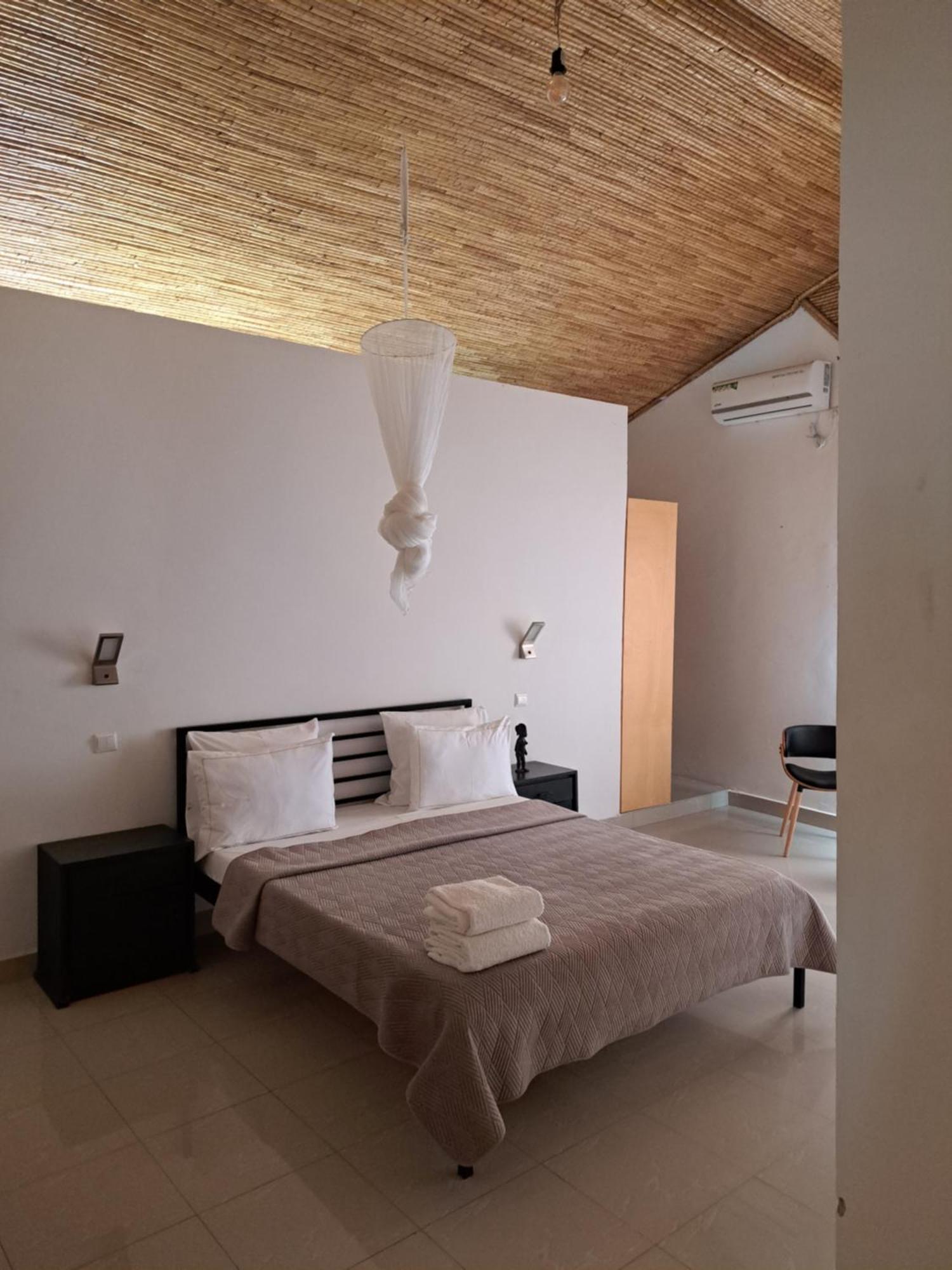 La Fandenoise Bed & Breakfast Thies Dış mekan fotoğraf