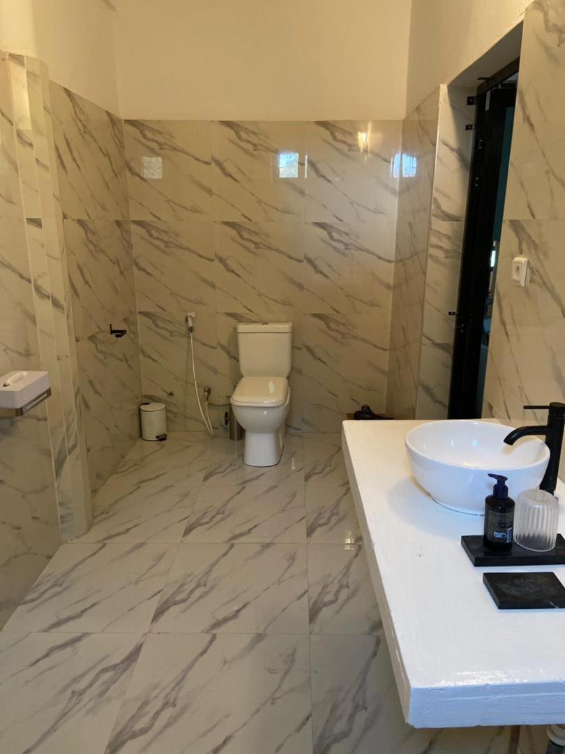 La Fandenoise Bed & Breakfast Thies Dış mekan fotoğraf